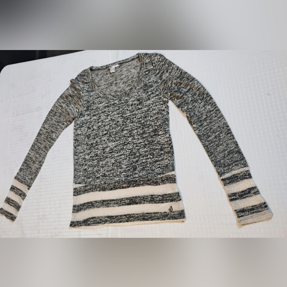 Volcom Black and Tan Knit Top